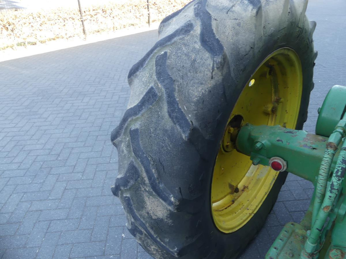 Tracteur agricole John-Deere 730: photos 8