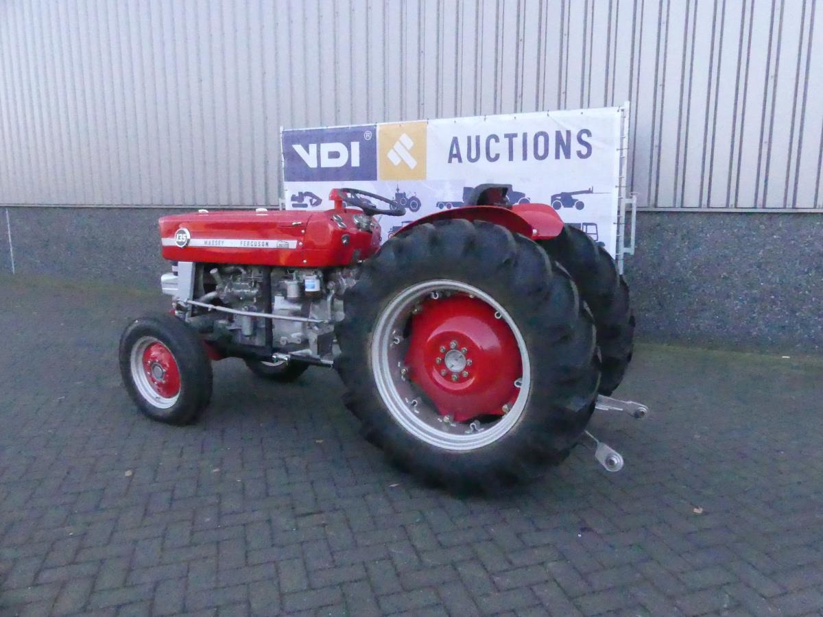 Massey-Ferguson 135 - Tracteur agricole: photos 4 Massey-Ferguson 135 - Tracteur agricole: photos 4