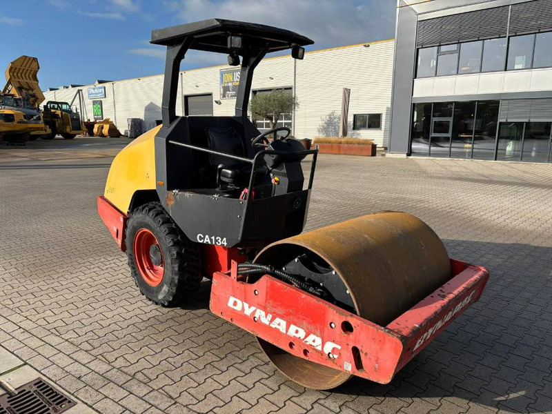 Dynapac CA 134 D - Compacteur: photos 4 Dynapac CA 134 D - Compacteur: photos 4