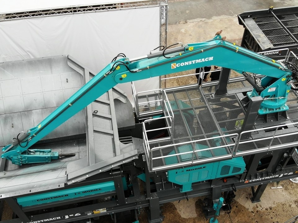 CONSTMACH Hydraulischer Abbruchhammer – Maximale Schlagkraft für Harte Abbrucharbeiten - Concasseur: photos 3 CONSTMACH Hydraulischer Abbruchhammer – Maximale Schlagkraft für Harte Abbrucharbeiten - Concasseur: photos 3