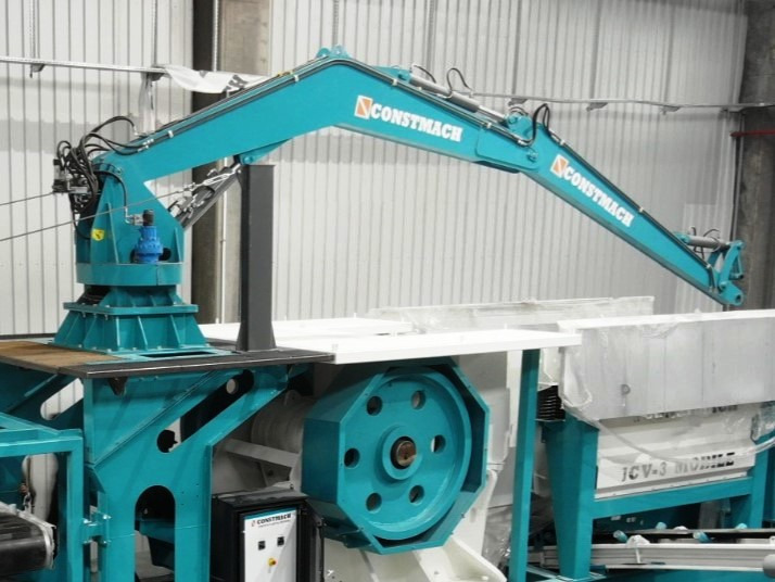 CONSTMACH Hydraulischer Abbruchhammer – Maximale Schlagkraft für Harte Abbrucharbeiten - Concasseur: photos 4 CONSTMACH Hydraulischer Abbruchhammer – Maximale Schlagkraft für Harte Abbrucharbeiten - Concasseur: photos 4