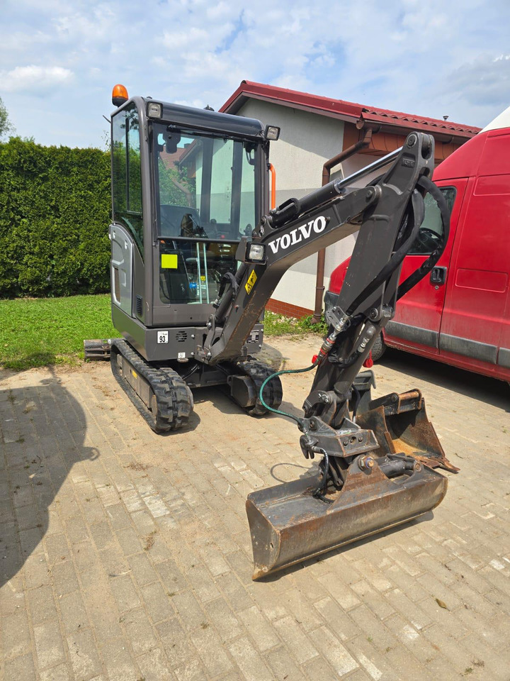 VOLVO EC 18 E - Mini pelle: photos 2 VOLVO EC 18 E - Mini pelle: photos 2