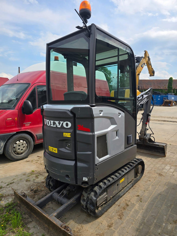 VOLVO EC 18 E - Mini pelle: photos 3 VOLVO EC 18 E - Mini pelle: photos 3
