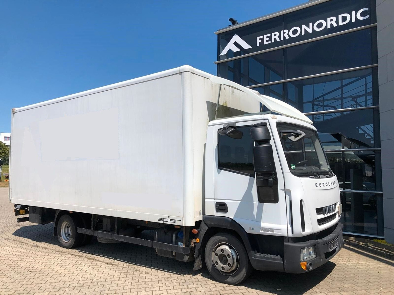 Iveco 75 E 190 Koffer*LBW*Schalter*Blatt/Luft*Klima - Fourgon grand volume: photos 1 Iveco 75 E 190 Koffer*LBW*Schalter*Blatt/Luft*Klima - Fourgon grand volume: photos 1