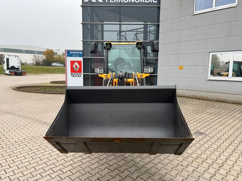 Volvo JL25H Electric *Auch Miete - Chargeuse sur pneus: photos 5 Volvo JL25H Electric *Auch Miete - Chargeuse sur pneus: photos 5