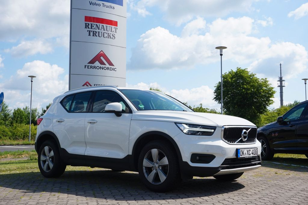 Volvo XC 40 T3 Momentum Pro 2WD - SUV: photos 1 Volvo XC 40 T3 Momentum Pro 2WD - SUV: photos 1