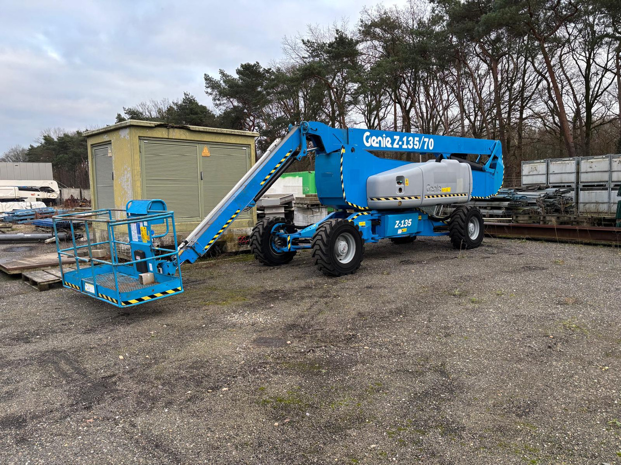 GENIE Z135 - Nacelle articulée: photos 3 GENIE Z135 - Nacelle articulée: photos 3
