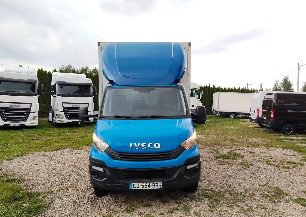 Iveco Daily 70C18 - Camion fourgon: photos 5 Iveco Daily 70C18 - Camion fourgon: photos 5