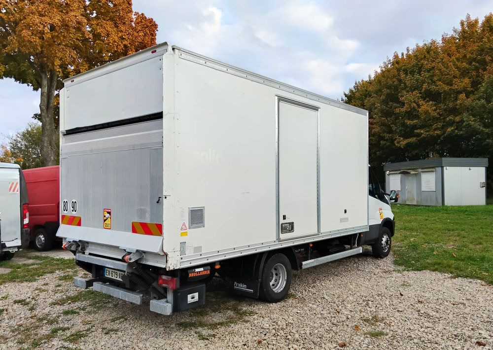 Iveco Daily - Camion fourgon: photos 3 Iveco Daily - Camion fourgon: photos 3