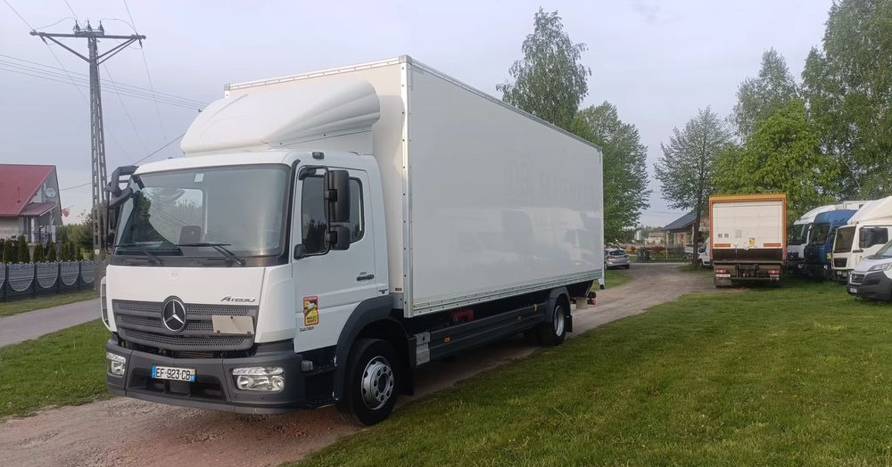Mercedes-Benz Atego 1218 - Camion fourgon: photos 2 Mercedes-Benz Atego 1218 - Camion fourgon: photos 2