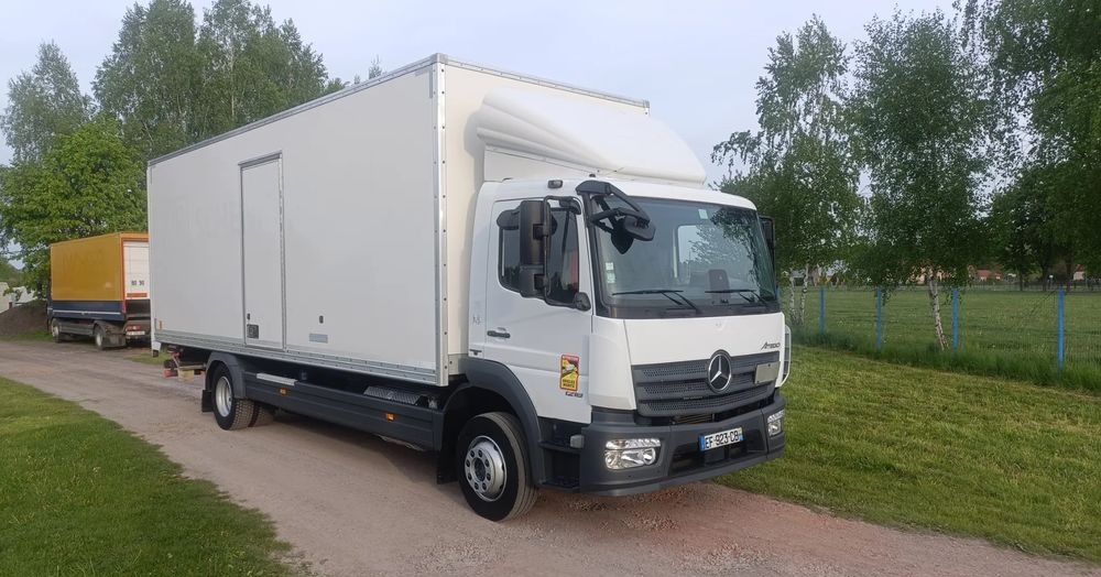 Mercedes-Benz Atego 1218 - Camion fourgon: photos 1 Mercedes-Benz Atego 1218 - Camion fourgon: photos 1