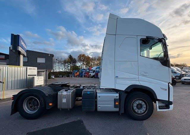 Volvo FH500 4x2T Schubbodenhydraulik - Tracteur routier: photos 4 Volvo FH500 4x2T Schubbodenhydraulik - Tracteur routier: photos 4