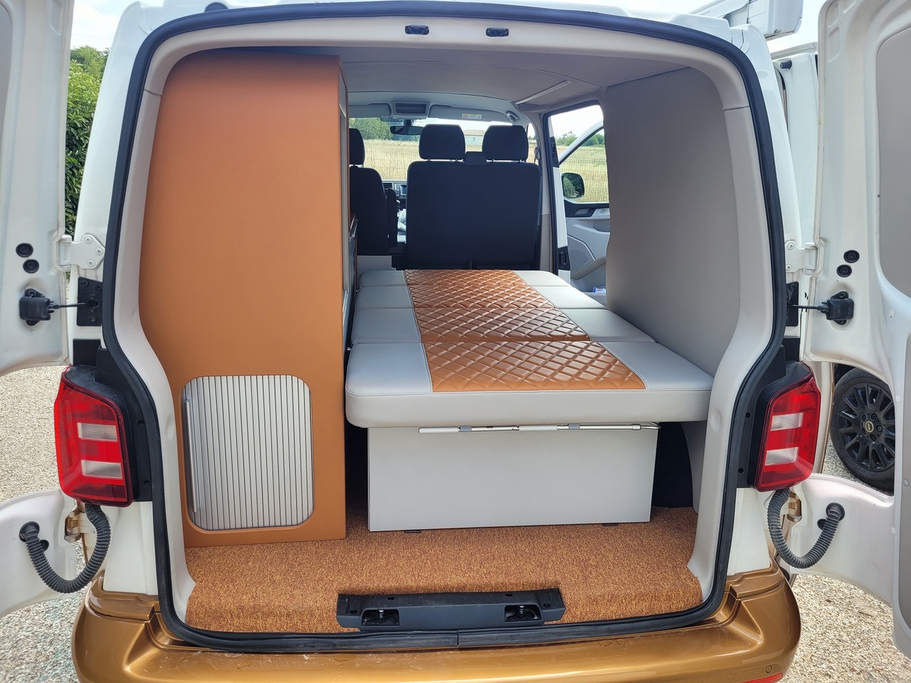 VOLKSWAGEN transporter van amenage avec amenagement entierement neuf en leasing occasion VOLKSWAGEN transporter van amenage avec amenagement entierement neuf: photos 12