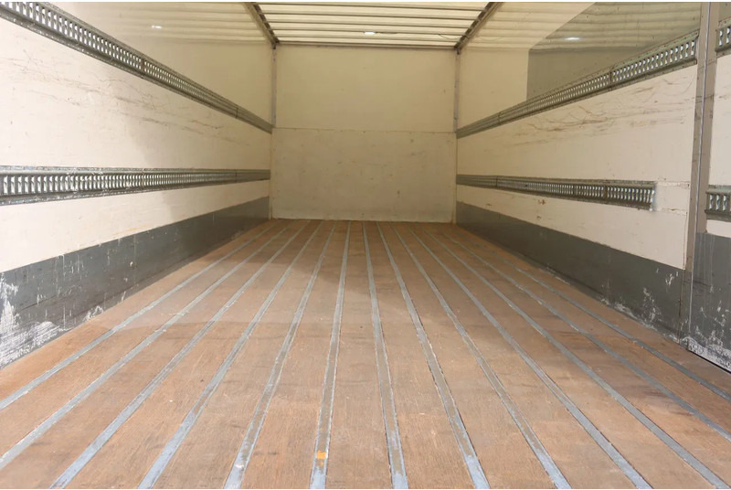 DAF CF 290 FA Bak + klep Dhollandia 2000 KG - Camion fourgon: photos 4 DAF CF 290 FA Bak + klep Dhollandia 2000 KG - Camion fourgon: photos 4