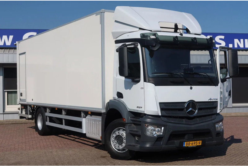 Mercedes-Benz Antos 2127 L Bak + klep 2000 kg Euro 6 - Camion fourgon: photos 2 Mercedes-Benz Antos 2127 L Bak + klep 2000 kg Euro 6 - Camion fourgon: photos 2