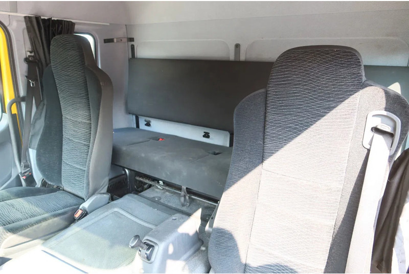 Remorqueuse Mercedes-Benz Atego 1221 L Takelwagen 6 persoons: photos 15