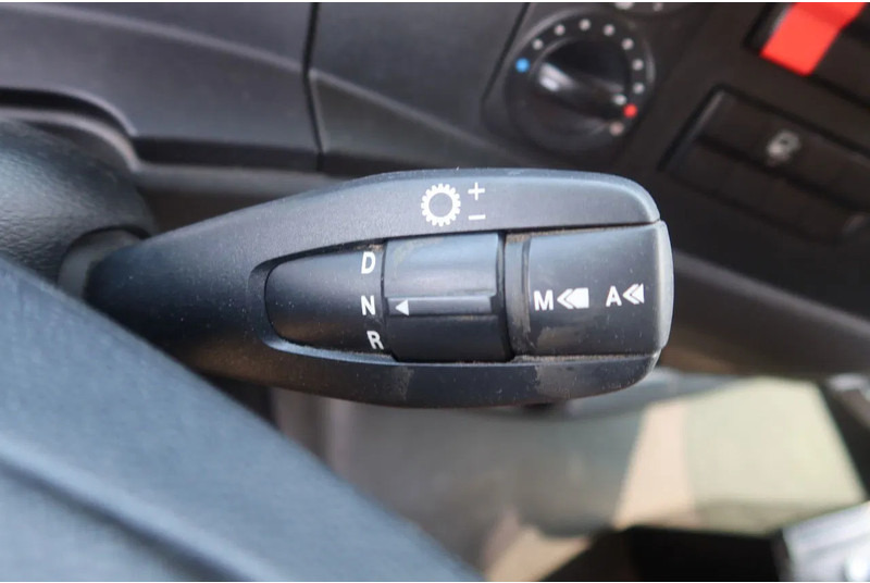 Camion chevaux Mercedes-Benz Atego 816 L 3 Paarden/4 Ponies Nieuwe APK + nieuwe accu.: photos 6 Camion chevaux Mercedes-Benz Atego 816 L 3 Paarden/4 Ponies Nieuwe APK + nieuwe accu.: photos 6