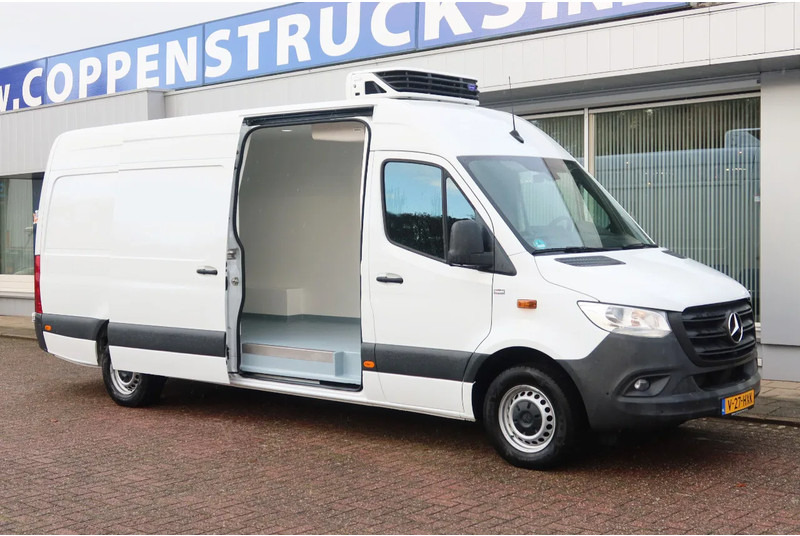 Mercedes-Benz Sprinter 315 CDI Carrier Xarios 350 Koel/vries/verwamen + nacht aansluiting 220 volt. - Utilitaire frigorifique: photos 2 Mercedes-Benz Sprinter 315 CDI Carrier Xarios 350 Koel/vries/verwamen + nacht aansluiting 220 volt. - Utilitaire frigorifique: photos 2