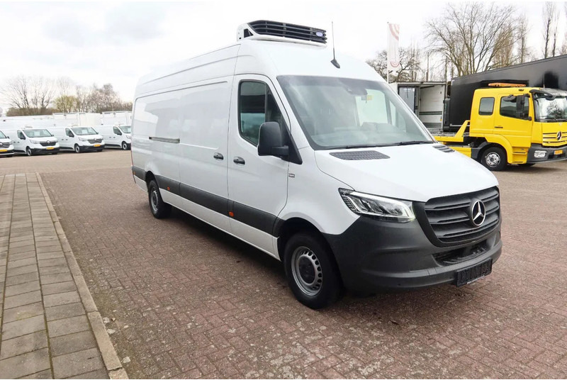 Mercedes-Benz Sprinter 317 CDI L3/H2 Multi temp, Verplaatsbare tussenwand - Utilitaire frigorifique: photos 2 Mercedes-Benz Sprinter 317 CDI L3/H2 Multi temp, Verplaatsbare tussenwand - Utilitaire frigorifique: photos 2