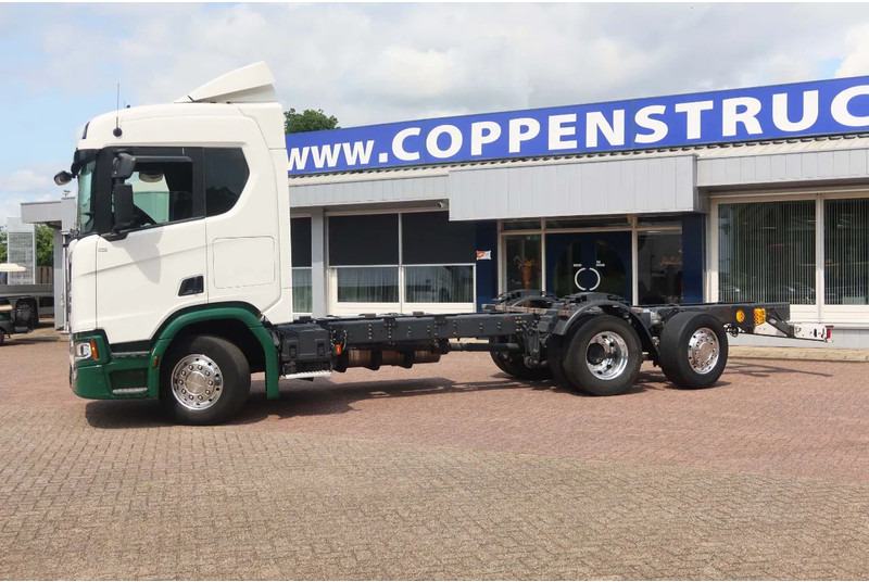 Scania R 500 NGS 6X2 Chassis, stuur lift as 6x2 - Châssis cabine: photos 3 Scania R 500 NGS 6X2 Chassis, stuur lift as 6x2 - Châssis cabine: photos 3