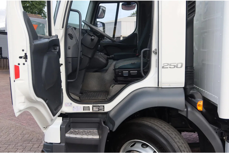 Volvo Bak + Dhollandia klep 2000 Kg - Camion fourgon: photos 4 Volvo Bak + Dhollandia klep 2000 Kg - Camion fourgon: photos 4
