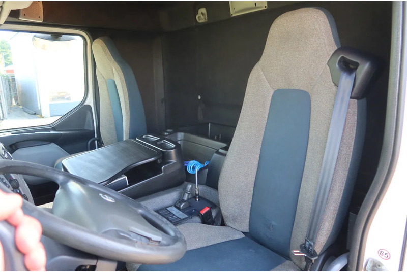 Volvo FE Bak+Klep Dhollanida 2.000 kg - Camion fourgon: photos 5 Volvo FE Bak+Klep Dhollanida 2.000 kg - Camion fourgon: photos 5