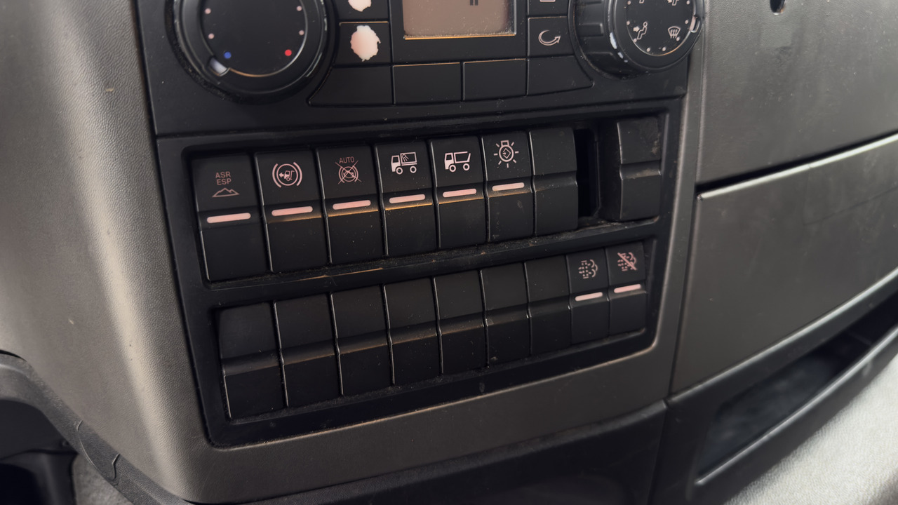 Camion fourgon MAN TGM 15.290: photos 11 Camion fourgon MAN TGM 15.290: photos 11