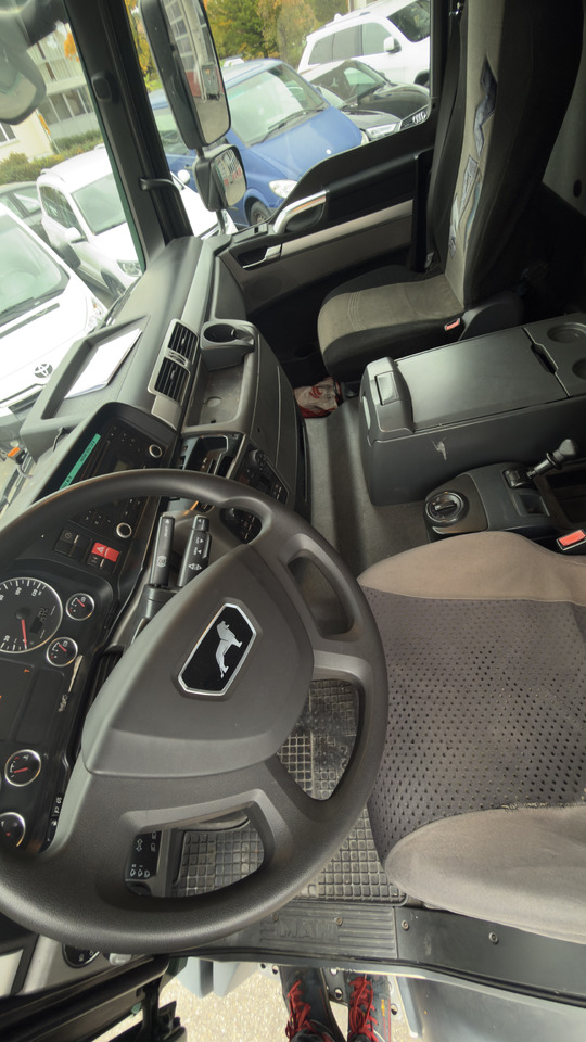 Camion fourgon MAN TGM 15.290: photos 12 Camion fourgon MAN TGM 15.290: photos 12