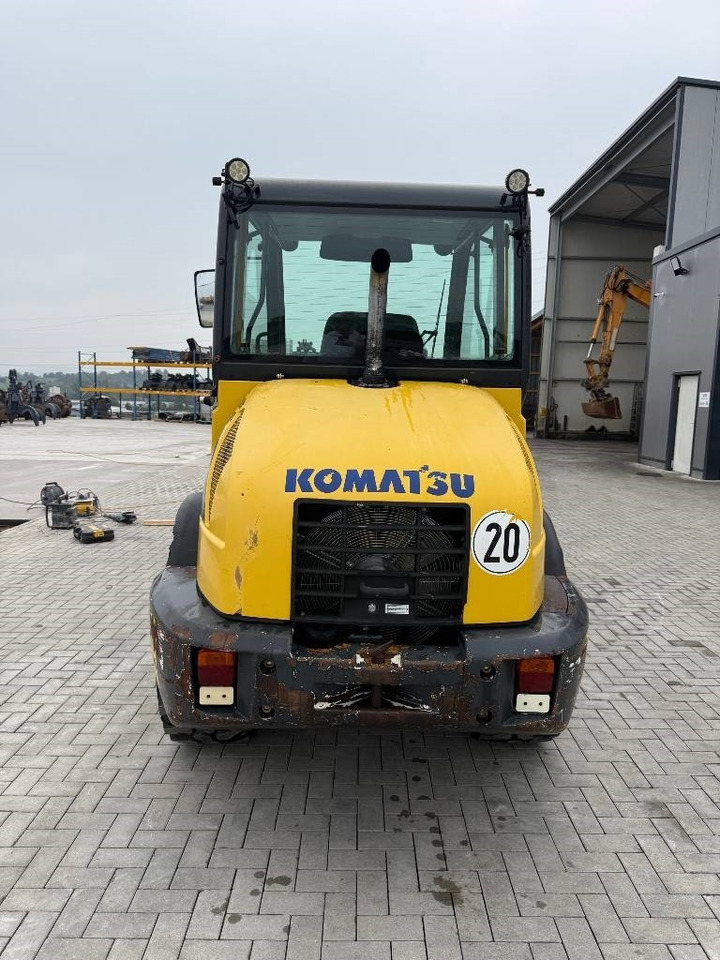 Komatsu WA 70-5  - Chargeuse sur pneus: photos 4 Komatsu WA 70-5  - Chargeuse sur pneus: photos 4