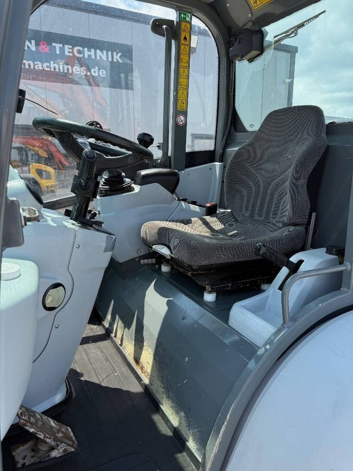 Chargeuse sur pneus Kramer 5065: photos 9