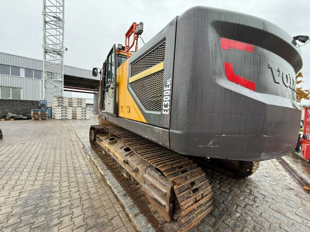 Volvo EC 300 E  - Pelle sur chenille: photos 4 Volvo EC 300 E  - Pelle sur chenille: photos 4