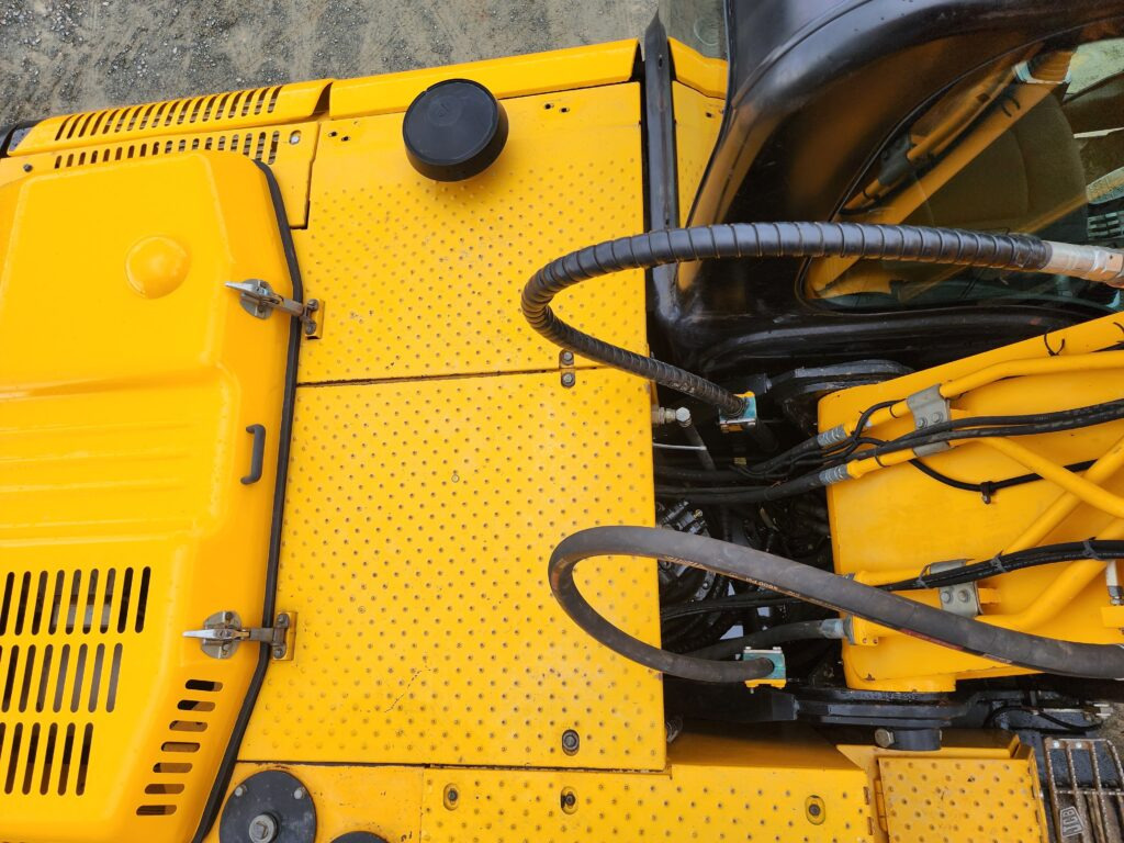 Pelle sur chenille JCB JS220LC+T4i: photos 6