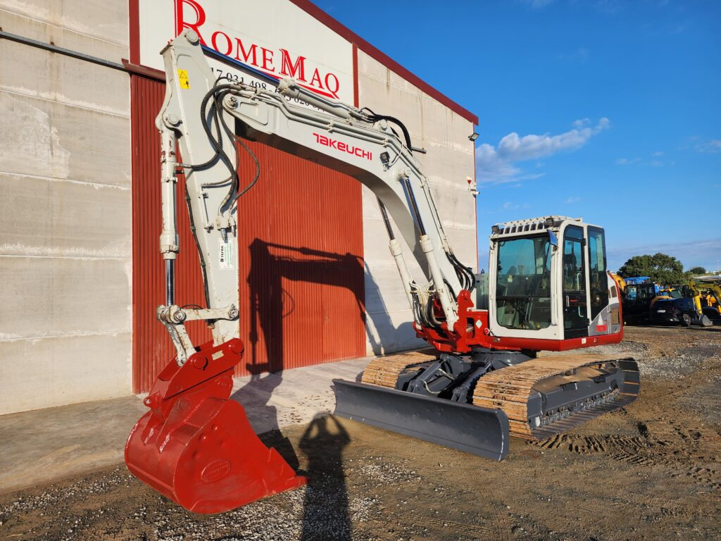 TAKEUCHI TB2150 - Mini pelle: photos 2 TAKEUCHI TB2150 - Mini pelle: photos 2