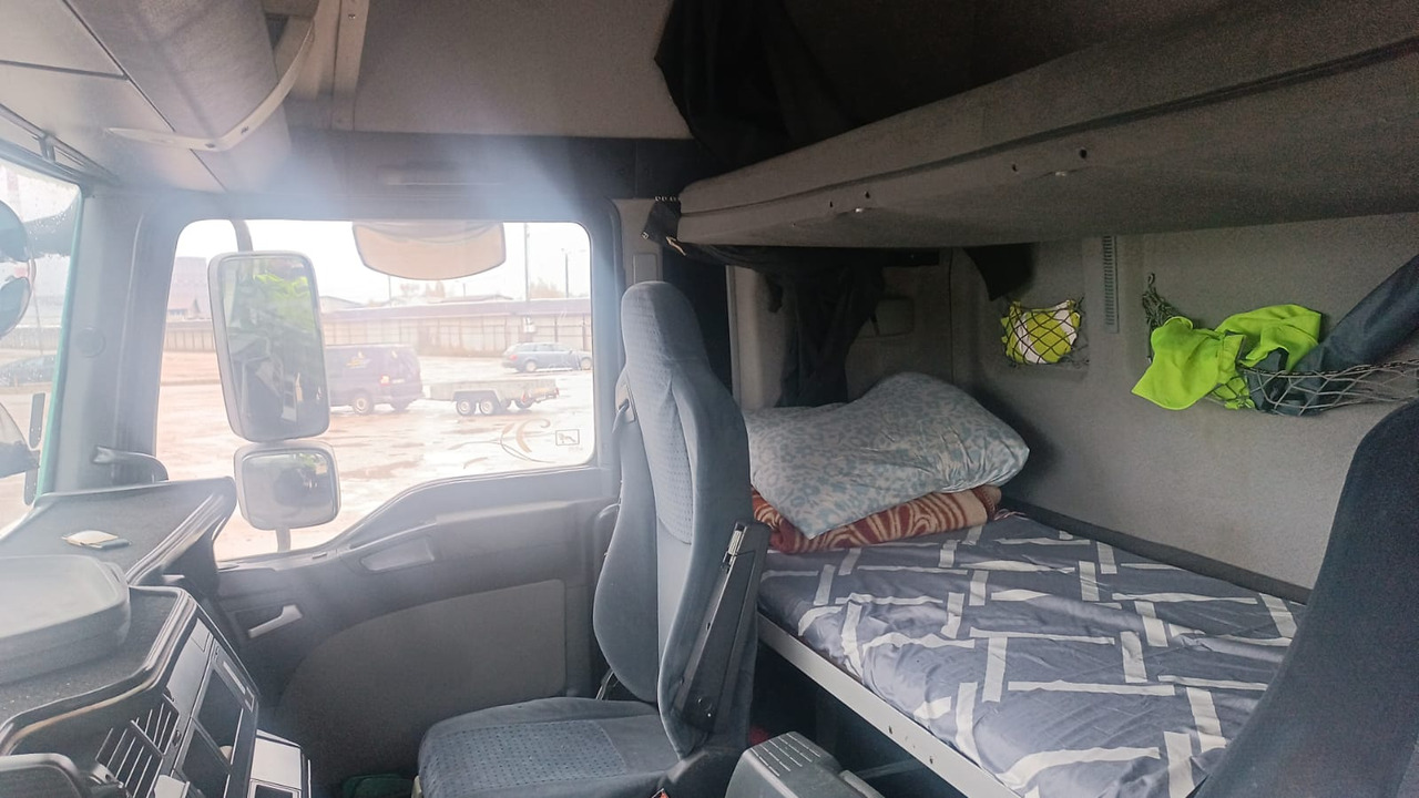 MAN TGA 18440 en leasing occasion MAN TGA 18440: photos 10