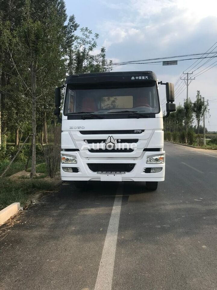 Sinotruk HOWO TRACTOR - Tracteur routier: photos 1 Sinotruk HOWO TRACTOR - Tracteur routier: photos 1