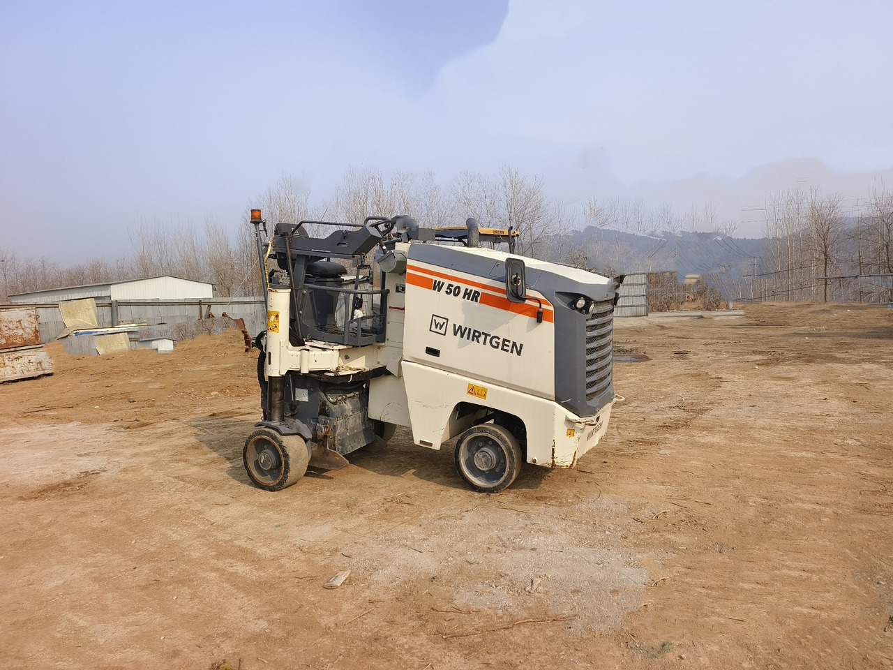 WIRTGEN W50HR miling machine - Fraiseuse à froid: photos 2 WIRTGEN W50HR miling machine - Fraiseuse à froid: photos 2