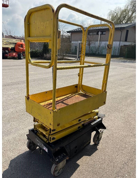 Boss 4,55m Arbeitsbühne Personenlift, BJ 2009 - Nacelle ciseaux: photos 3 Boss 4,55m Arbeitsbühne Personenlift, BJ 2009 - Nacelle ciseaux: photos 3