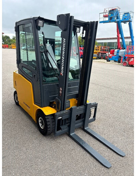 Jungheinrich EFG316 - Elektrostapler Gabelstapler - Chariot élévateur électrique: photos 5 Jungheinrich EFG316 - Elektrostapler Gabelstapler - Chariot élévateur électrique: photos 5