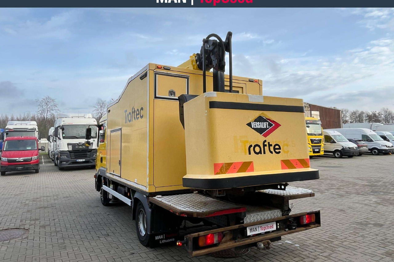 MAN 8.220 4X2 bokštelis(9291) - Camion grue: photos 3 MAN 8.220 4X2 bokštelis(9291) - Camion grue: photos 3