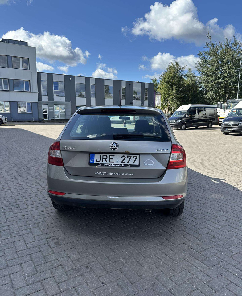Skoda Rapid - Voiture break: photos 3 Skoda Rapid - Voiture break: photos 3