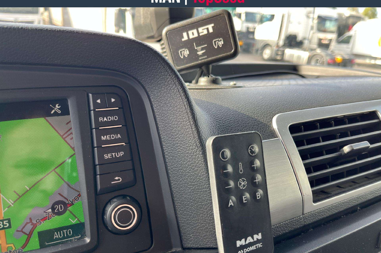 Tracteur routier MAN 18.420 ADR EXIII: photos 8