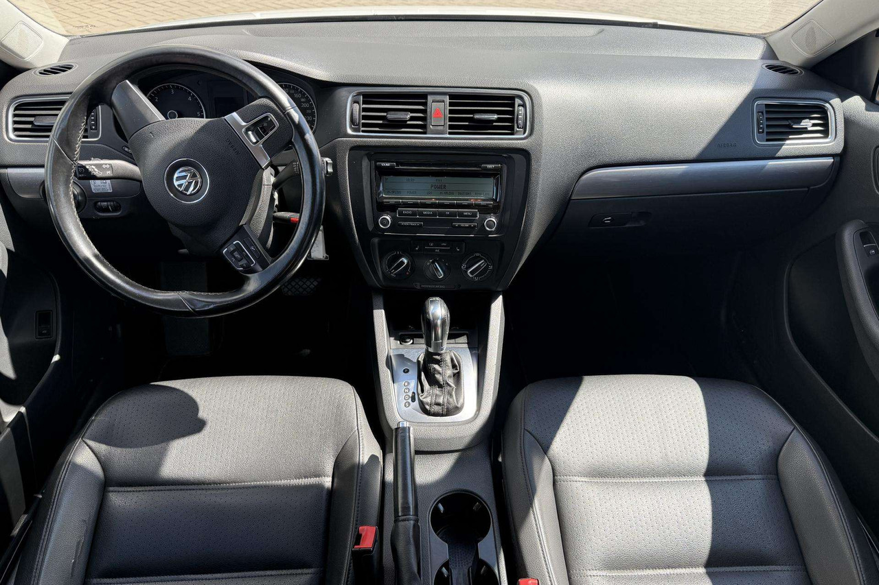 Berline Volkswagen Jetta: photos 7