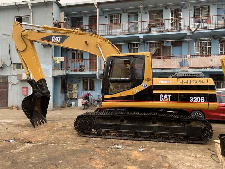 20Tons excavator Used CAT Excavator 325D 320D 320B 320BL 320C 320CL On sale - Pelle sur chenille: photos 5 20Tons excavator Used CAT Excavator 325D 320D 320B 320BL 320C 320CL On sale - Pelle sur chenille: photos 5