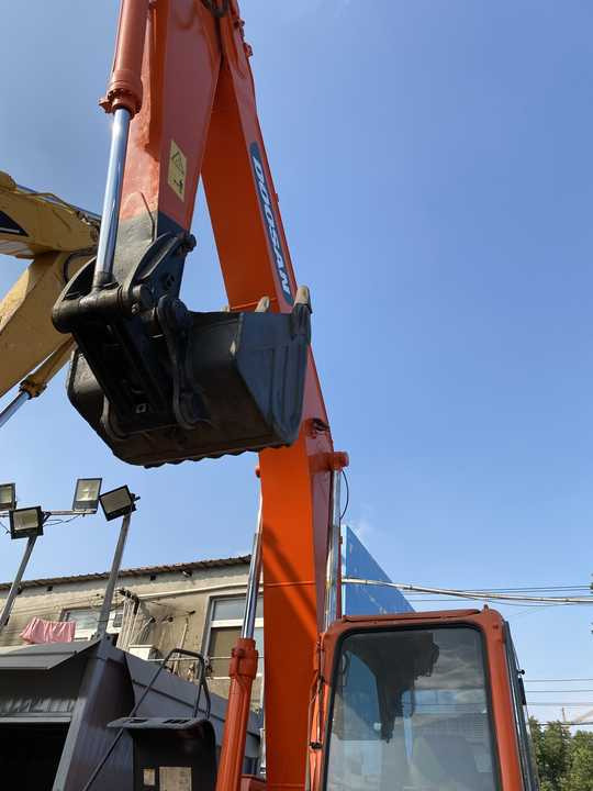 Awesome Performance Korea Imported Small Scale Used Doosan Dh60 Dh55 Dh150 Dx60 Dx225 Excavator in China - Pelle sur chenille: photos 4 Awesome Performance Korea Imported Small Scale Used Doosan Dh60 Dh55 Dh150 Dx60 Dx225 Excavator in China - Pelle sur chenille: photos 4