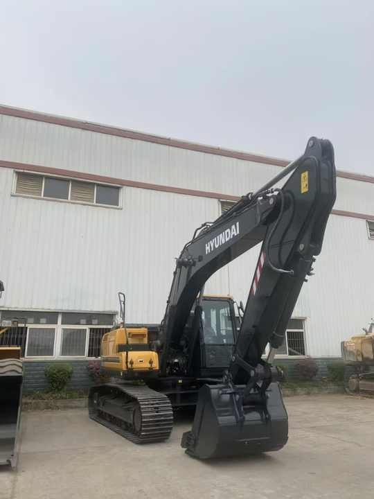 Certificated High Quality Hyundai 220LC Excavator 220lc-9s HX220L 220HD 22 Tons Excavator for Sale - Pelle: photos 5 Certificated High Quality Hyundai 220LC Excavator 220lc-9s HX220L 220HD 22 Tons Excavator for Sale - Pelle: photos 5