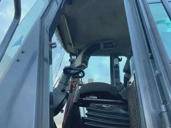 Chinese Top Brand Wheel Loader 856h Series Used Construction Machinery Loader 856 856h Clg856 Cat 966h 966 LG956 956 - Chargeuse sur pneus: photos 2 Chinese Top Brand Wheel Loader 856h Series Used Construction Machinery Loader 856 856h Clg856 Cat 966h 966 LG956 956 - Chargeuse sur pneus: photos 2