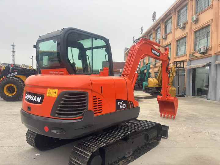 Pelle Doosan DX60 DX60-9c DH60-7 DX60W DX80 DX75 DX55 DH35 DH55 Used Mini Excavator Mas Maquinaria Municipal Y Ambiental: photos 6
