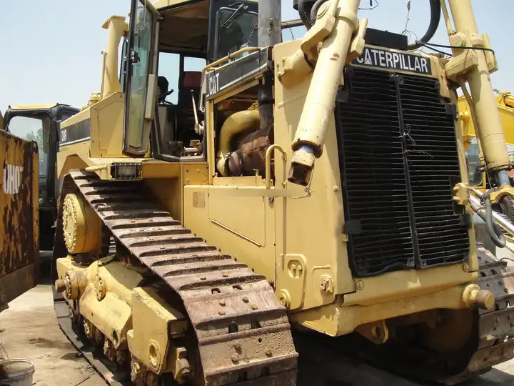 High Quality D8r Used Bulldozer Second Hand Bulldozer d8r with good condition in low price For Sale - Bulldozer: photos 5 High Quality D8r Used Bulldozer Second Hand Bulldozer d8r with good condition in low price For Sale - Bulldozer: photos 5