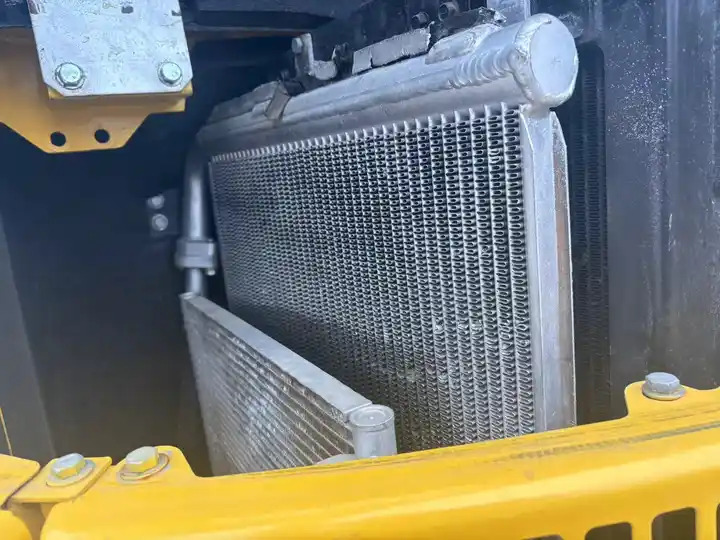 Japan Surplus Backhoe Excavator Komatsu Pc78us Pc60 Tracked Excavator With Blade Dozer For The Philippines In Shanghai - Pelle sur chenille: photos 4 Japan Surplus Backhoe Excavator Komatsu Pc78us Pc60 Tracked Excavator With Blade Dozer For The Philippines In Shanghai - Pelle sur chenille: photos 4