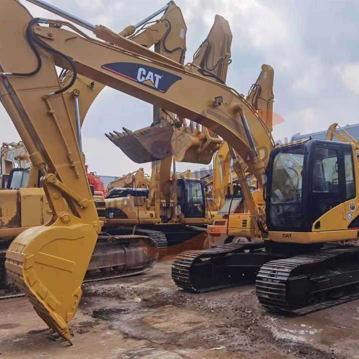 Japanese Caterpillar 320C boutique used excavator hydraulic crawler second-hand cat machinery - Pelle sur chenille: photos 1 Japanese Caterpillar 320C boutique used excavator hydraulic crawler second-hand cat machinery - Pelle sur chenille: photos 1